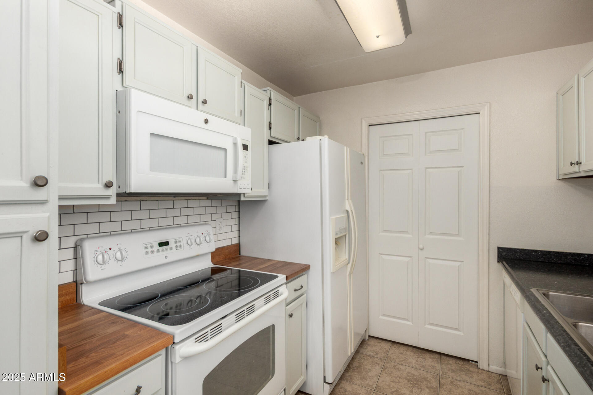 623 West Guadalupe Road, Unit 165 Mesa, AZ 85210 - Photo 12 of 33 12 Guadalupe 165