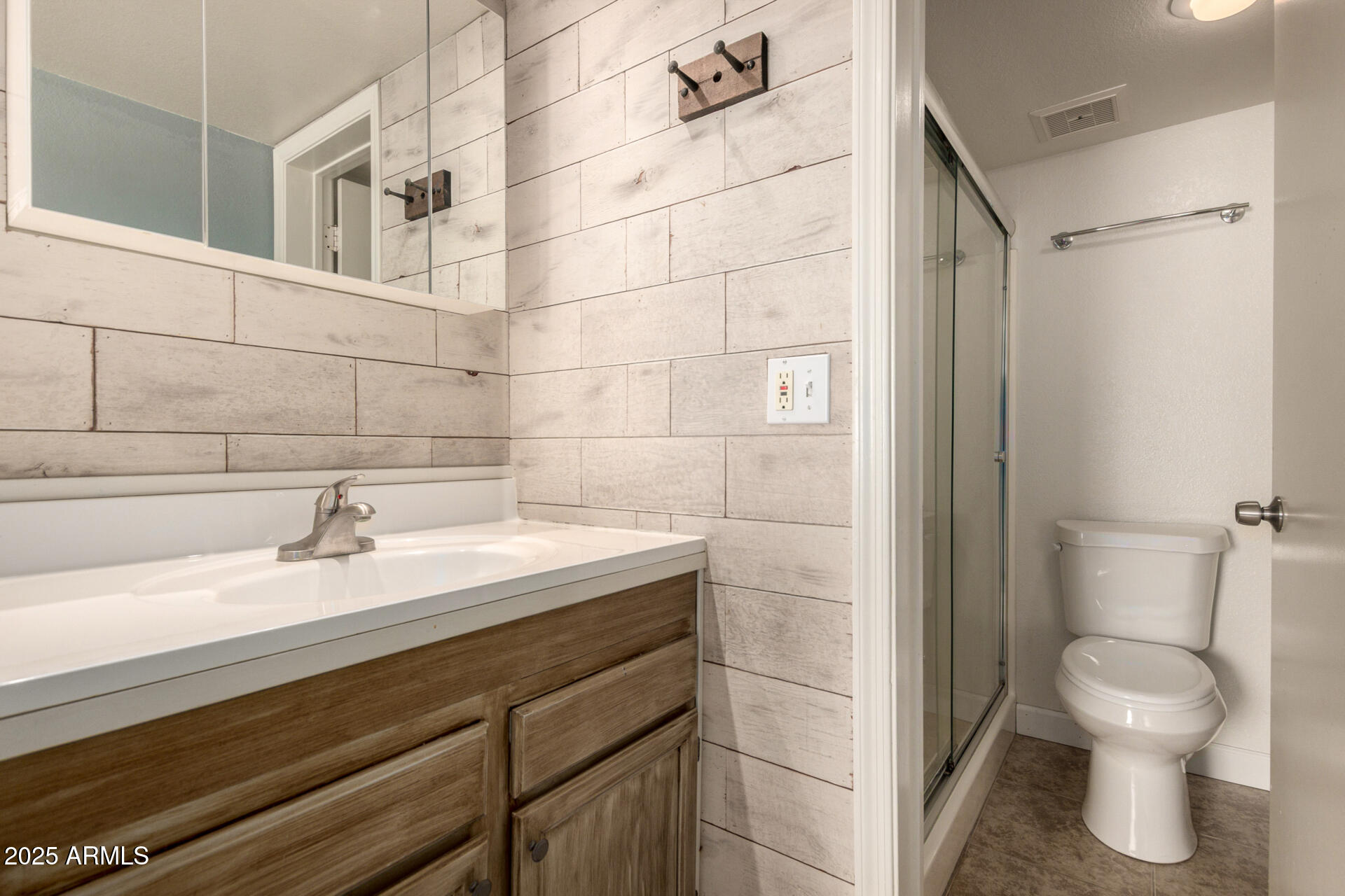 623 West Guadalupe Road, Unit 165 Mesa, AZ 85210 - Photo 18 of 33 18 Guadalupe 165