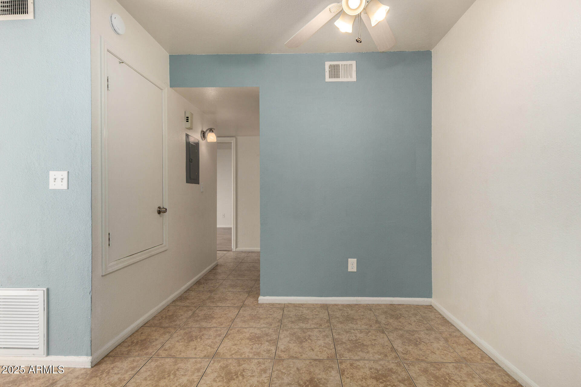 623 West Guadalupe Road, Unit 165 Mesa, AZ 85210 - Photo 9 of 33 09 Guadalupe 165