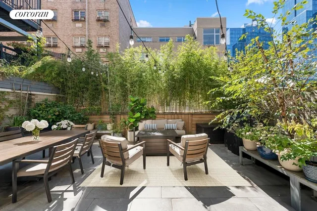 $1,200,000 | 26 Broadway, Unit 204 | Williamsburg
