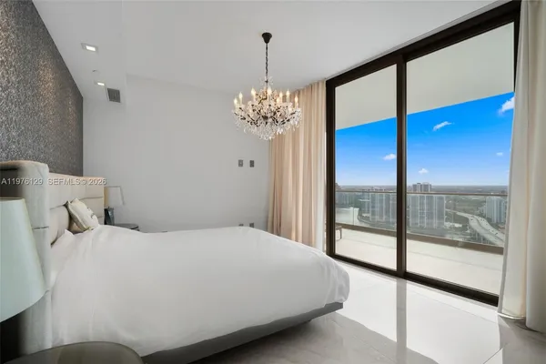 $12,500 | 18975 Collins Avenue, Unit 3205, Sunny Isles Beach, FL 33160