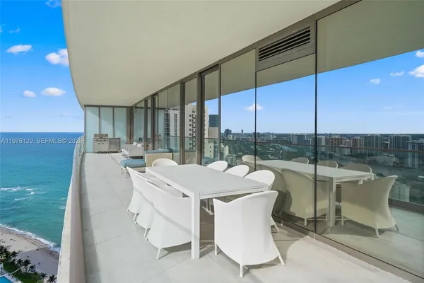 $12,500 | 18975 Collins Avenue, Unit 3205, Sunny Isles Beach, FL 33160