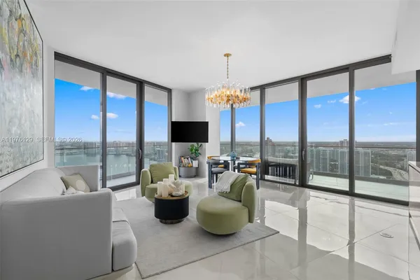 $12,500 | 18975 Collins Avenue, Unit 3205, Sunny Isles Beach, FL 33160