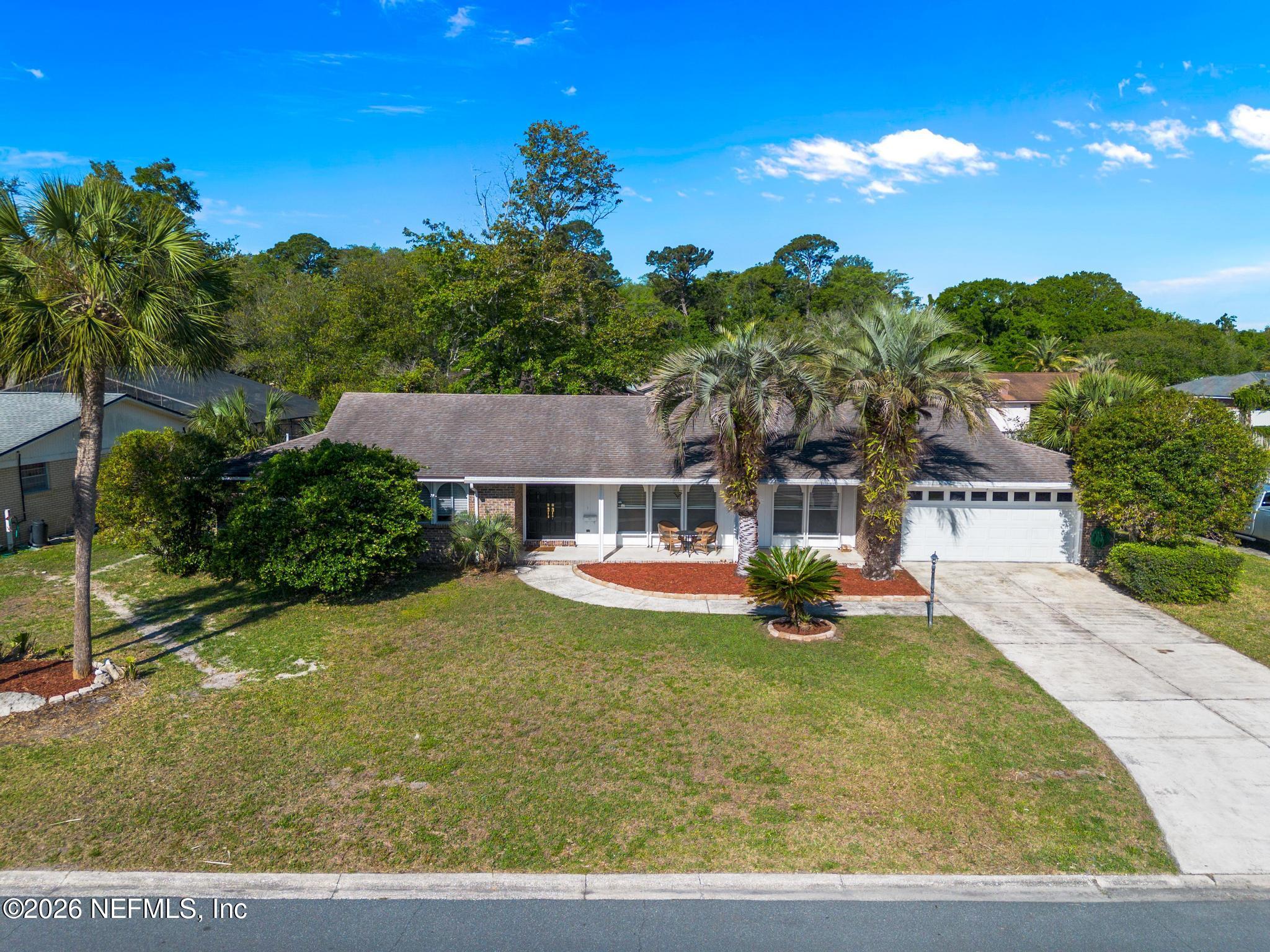 5628 Fort Sumter Road Jacksonville, FL 32210 - Photo 4 of 45 front view of house with yard