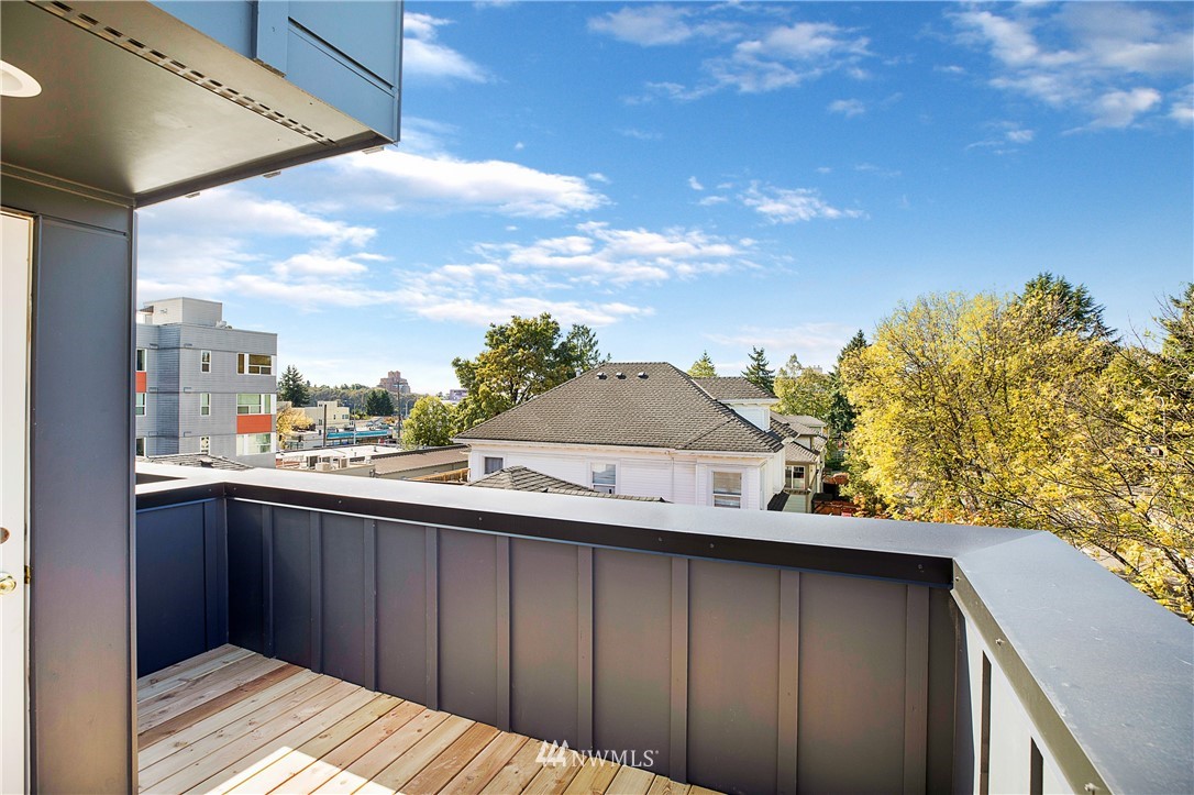 2017 South Main Street, Unit A Seattle, WA 98144 - Photo 4 of 5 Gallery Image 4