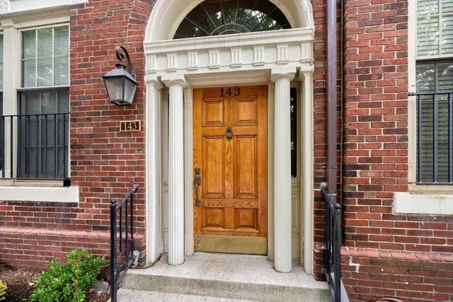 $1,299,000 | 143 Beaconsfield Road, Unit 2, Brookline, MA 02445
