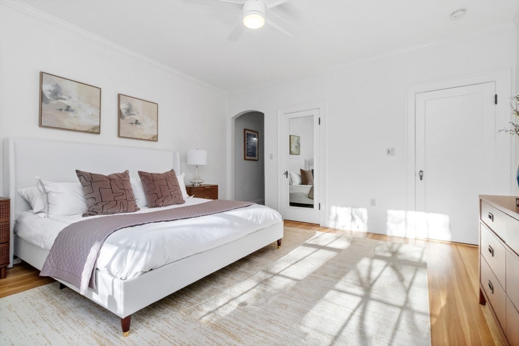 143 Beaconsfield Road, Unit 2 Brookline, MA 02445 - Photo 21 of 34