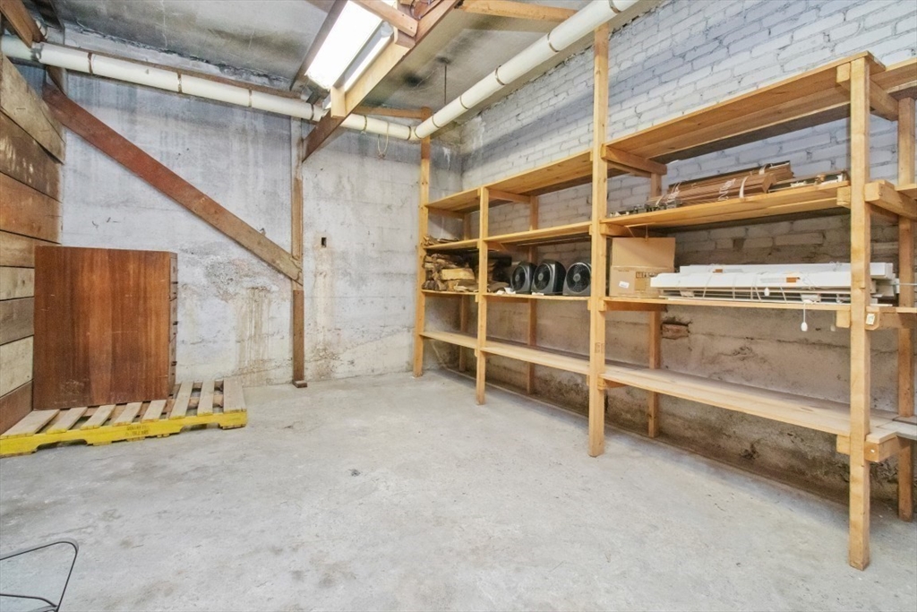 143 Beaconsfield Road, Unit 2 Brookline, MA 02445 - Photo 30 of 34