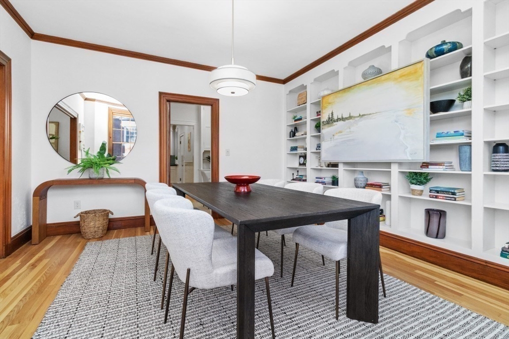 143 Beaconsfield Road, Unit 2 Brookline, MA 02445 - Photo 8 of 34