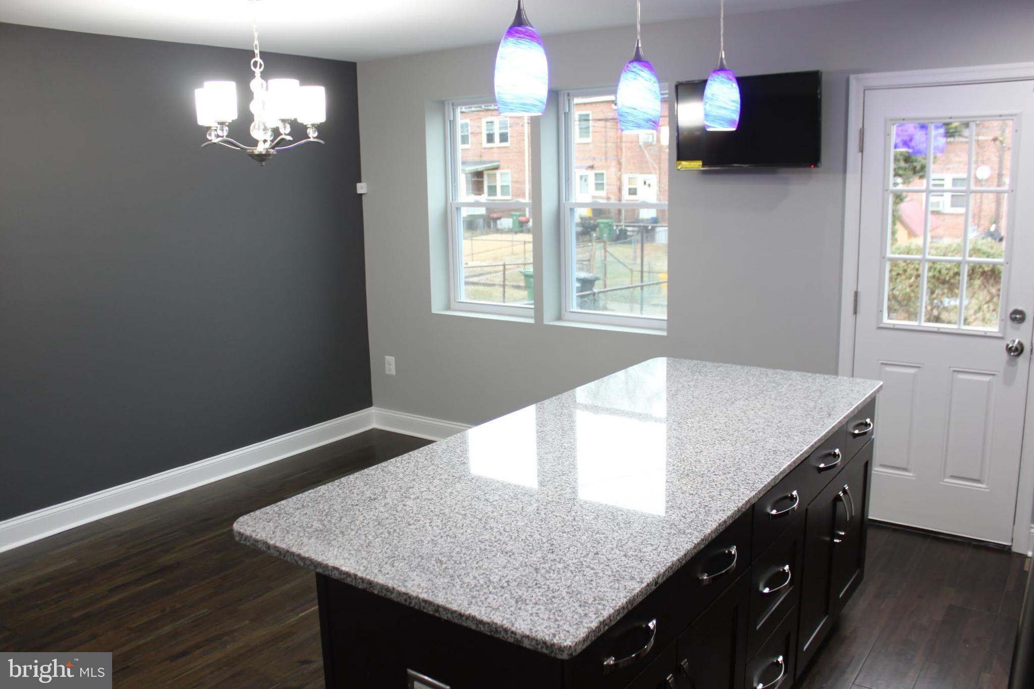 1003 Wicklow Road Baltimore, MD 21229 - Photo 9 of 28