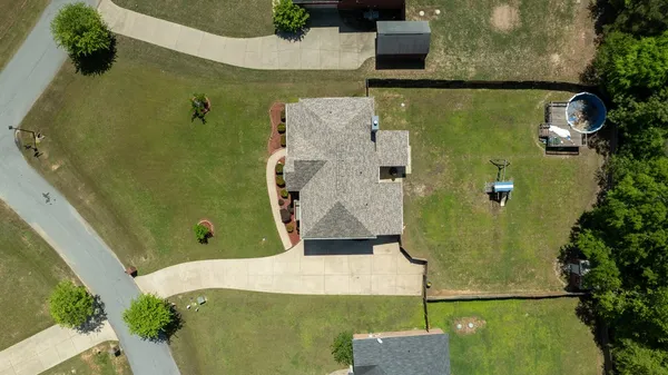 $340,000 | 1 Kenny's Court, Fort Mitchell, AL 36856