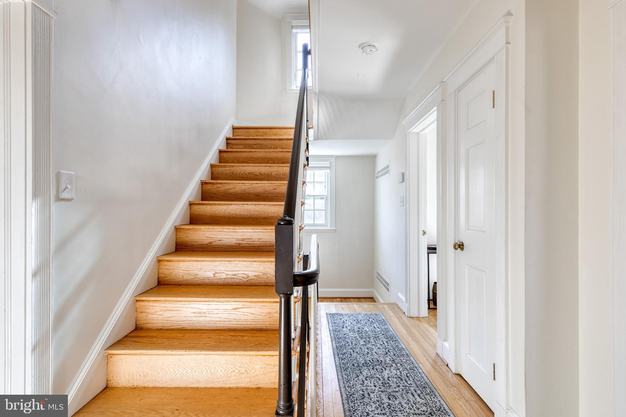 4010 Roundtop Road Baltimore, MD 21218 - Photo 31 of 51 a view of entryway