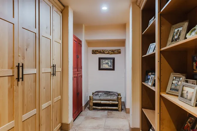 a view of walk in closet