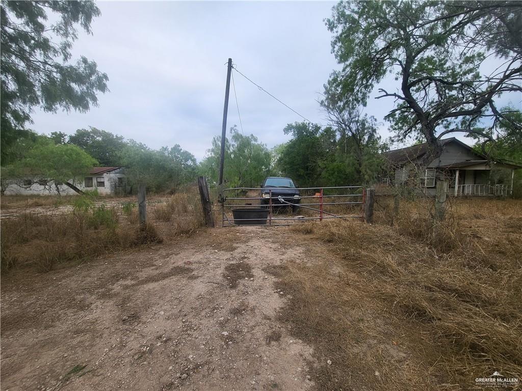24590 Uncle Peter's Road Lyford, TX 78569 - Photo 6 of 14 a view of outdoor space with city view