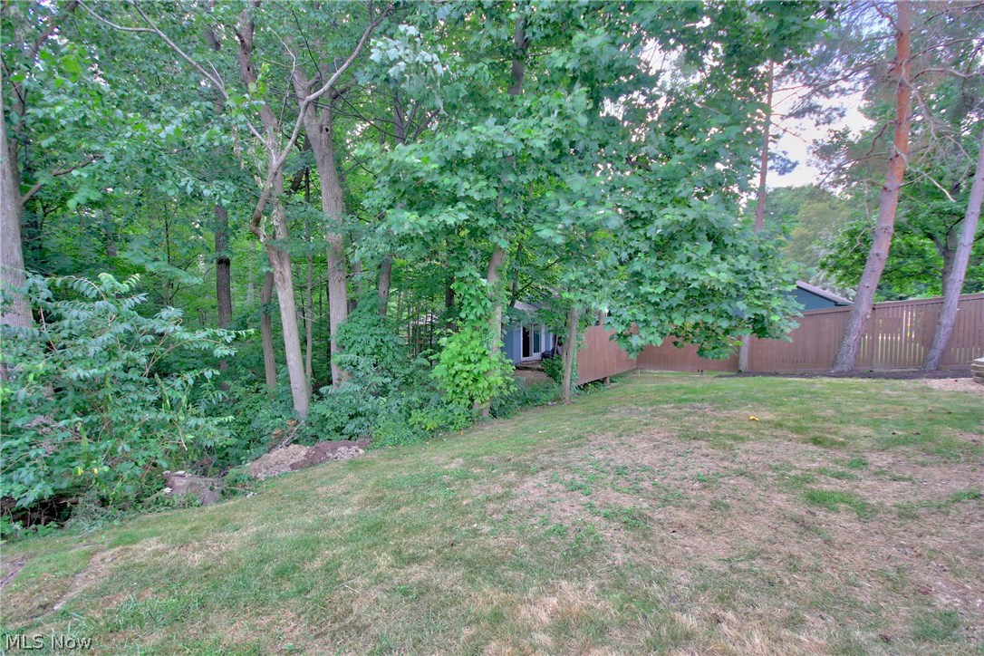 15249 High Point Road Strongsville, OH 44136 - Photo 25 of 31 Gallery Image 25