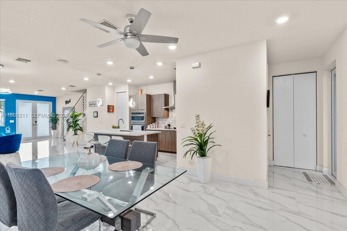 6680 Northwest 102nd Path Doral, FL 33178 - Photo 20 of 49