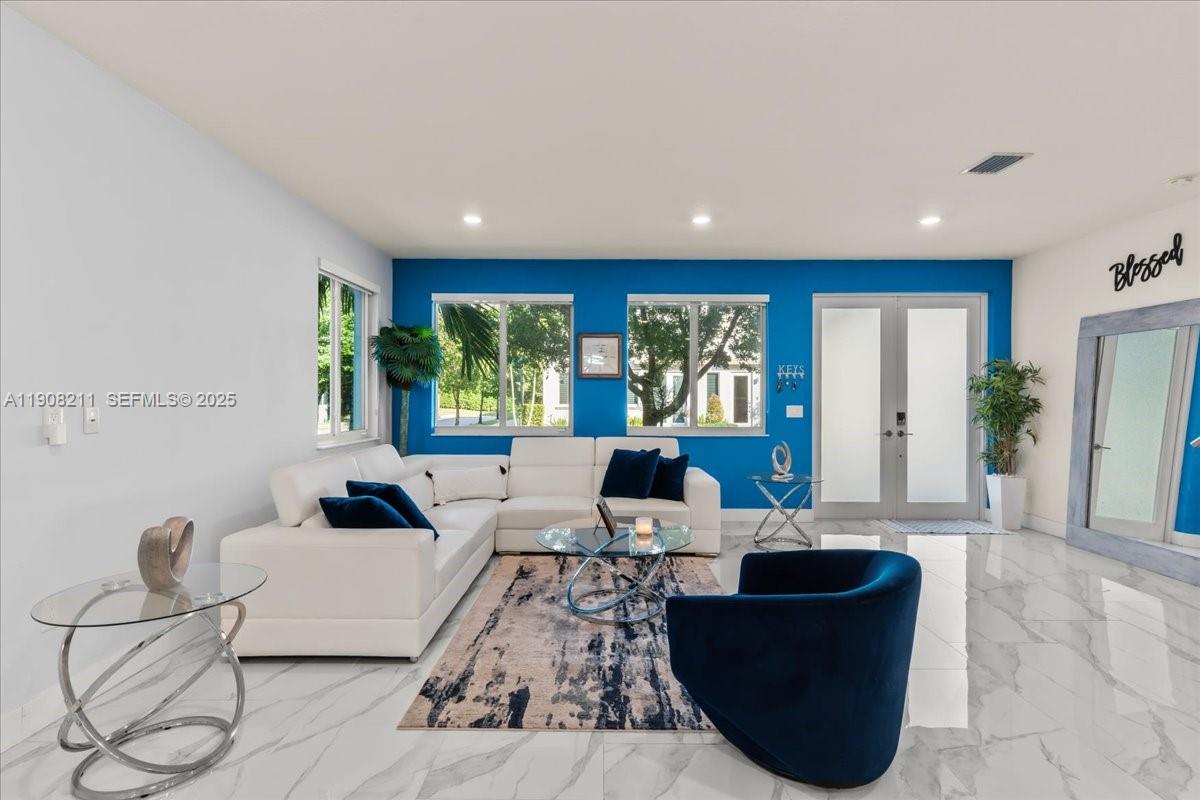 6680 Northwest 102nd Path Doral, FL 33178 - Photo 8 of 49