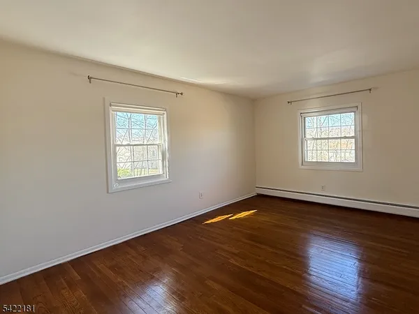 $2,150 | 45 Wedgewood Drive, Unit 125, Verona, NJ 07044