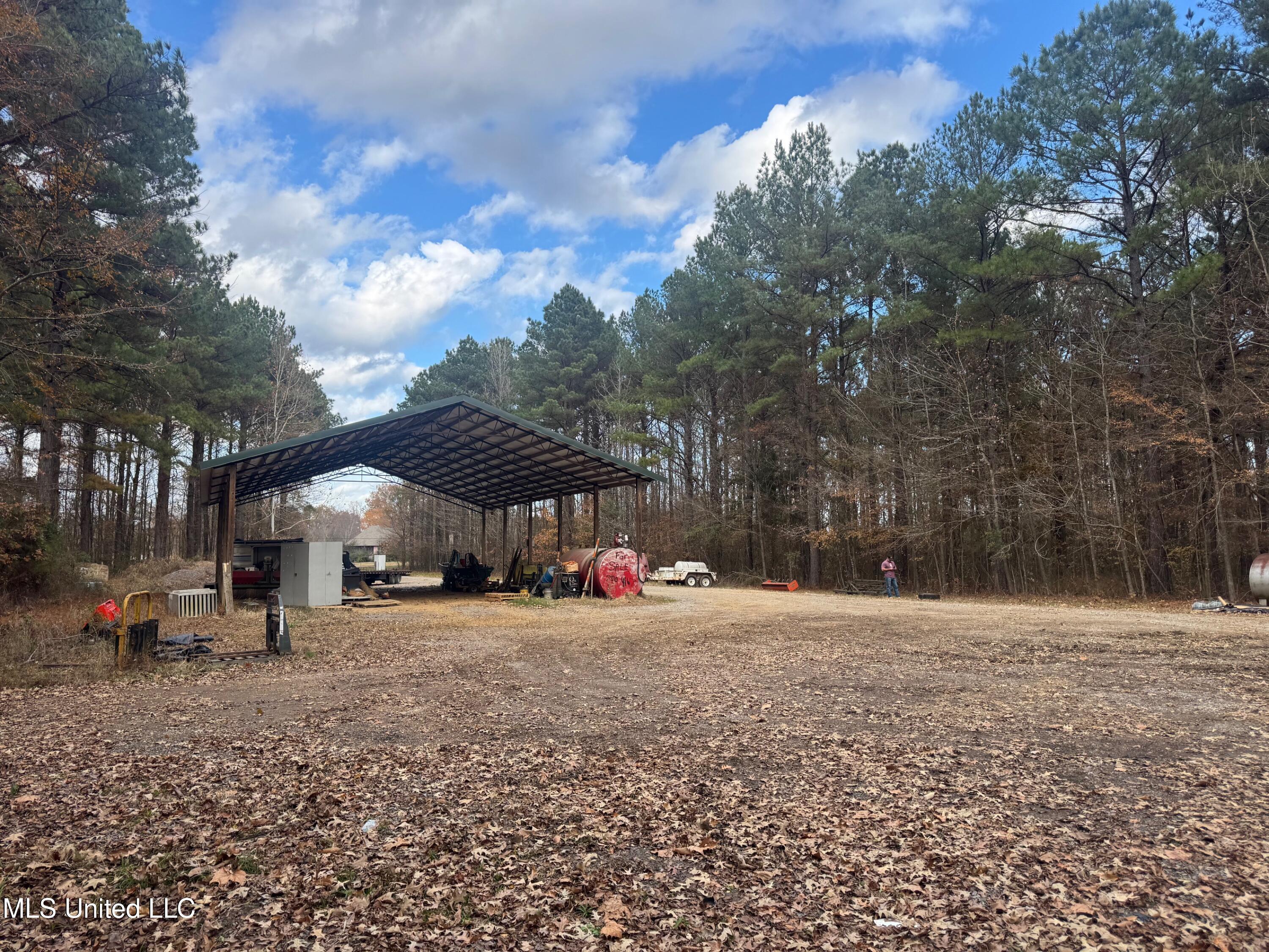 965 Yandell Road Canton, MS 39046 - Photo 4 of 6 image2