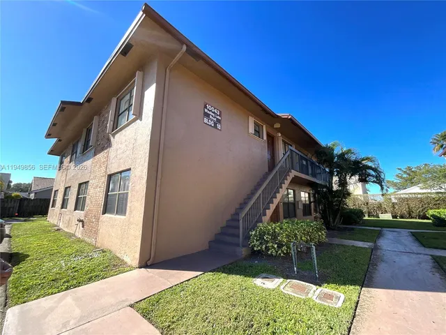 $1,850 | 10043 Winding Lake Road, Unit 201, Sunrise, FL 33351