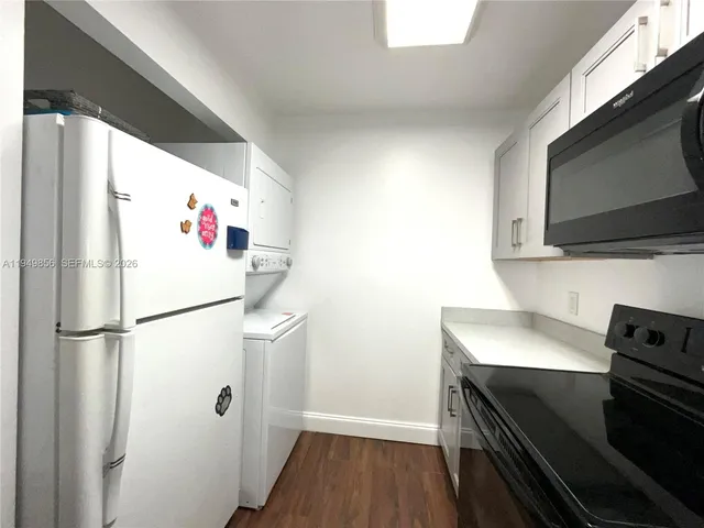 $1,850 | 10043 Winding Lake Road, Unit 201, Sunrise, FL 33351