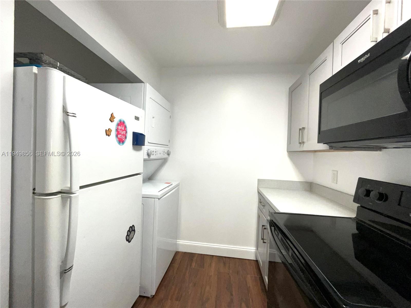 10043 Winding Lake Road, Unit 201 Sunrise, FL 33351 - Photo 5 of 17