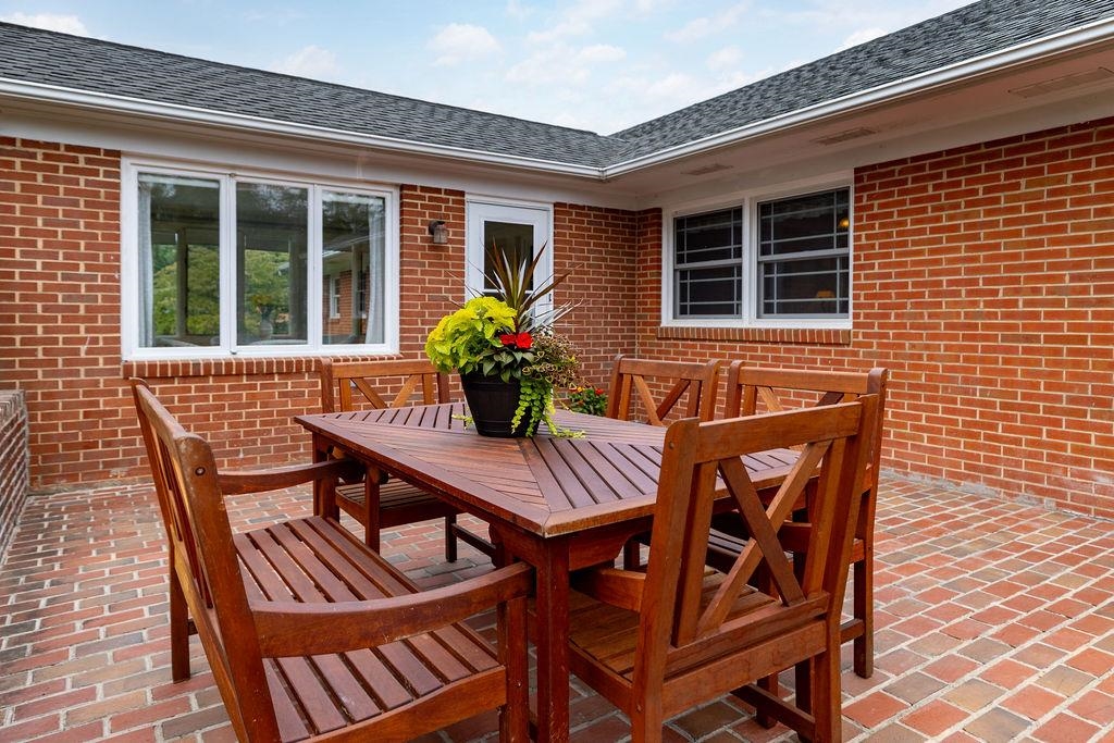 866 Kent Road Waynesboro, VA 22980 - Photo 45 of 65 Gallery Image 45