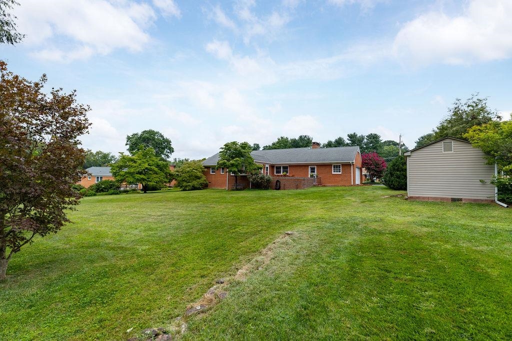 866 Kent Road Waynesboro, VA 22980 - Photo 57 of 65 Gallery Image 57