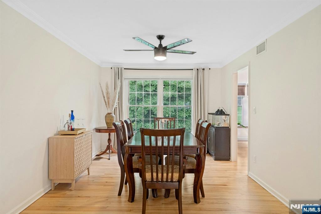 60 Sunnyside Road Mahwah, NJ 07430 - Photo 8 of 34 Gallery Image 8