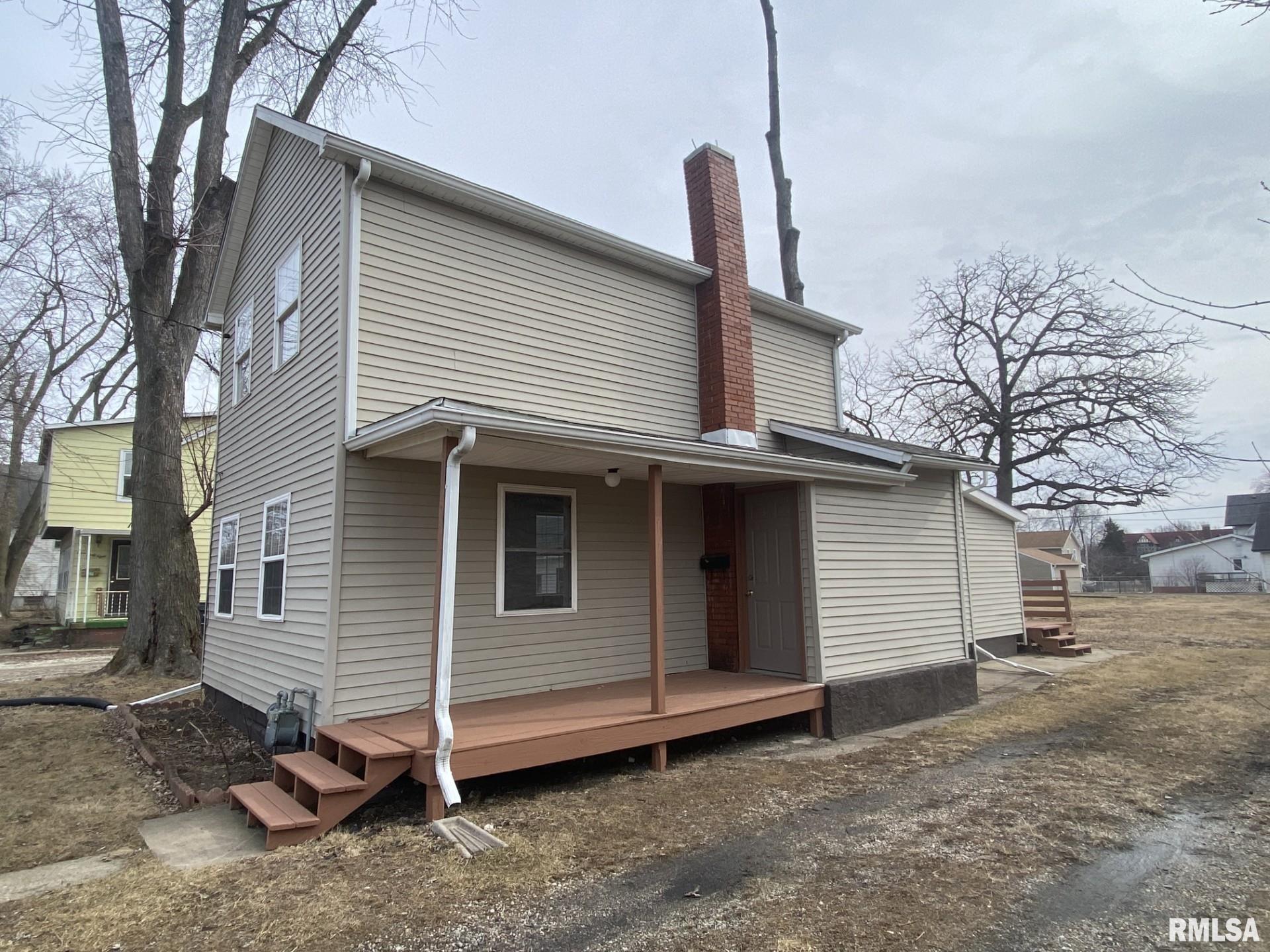 356 West Locust Street Canton, IL 61520 - Photo 3 of 27 Gallery Image 3