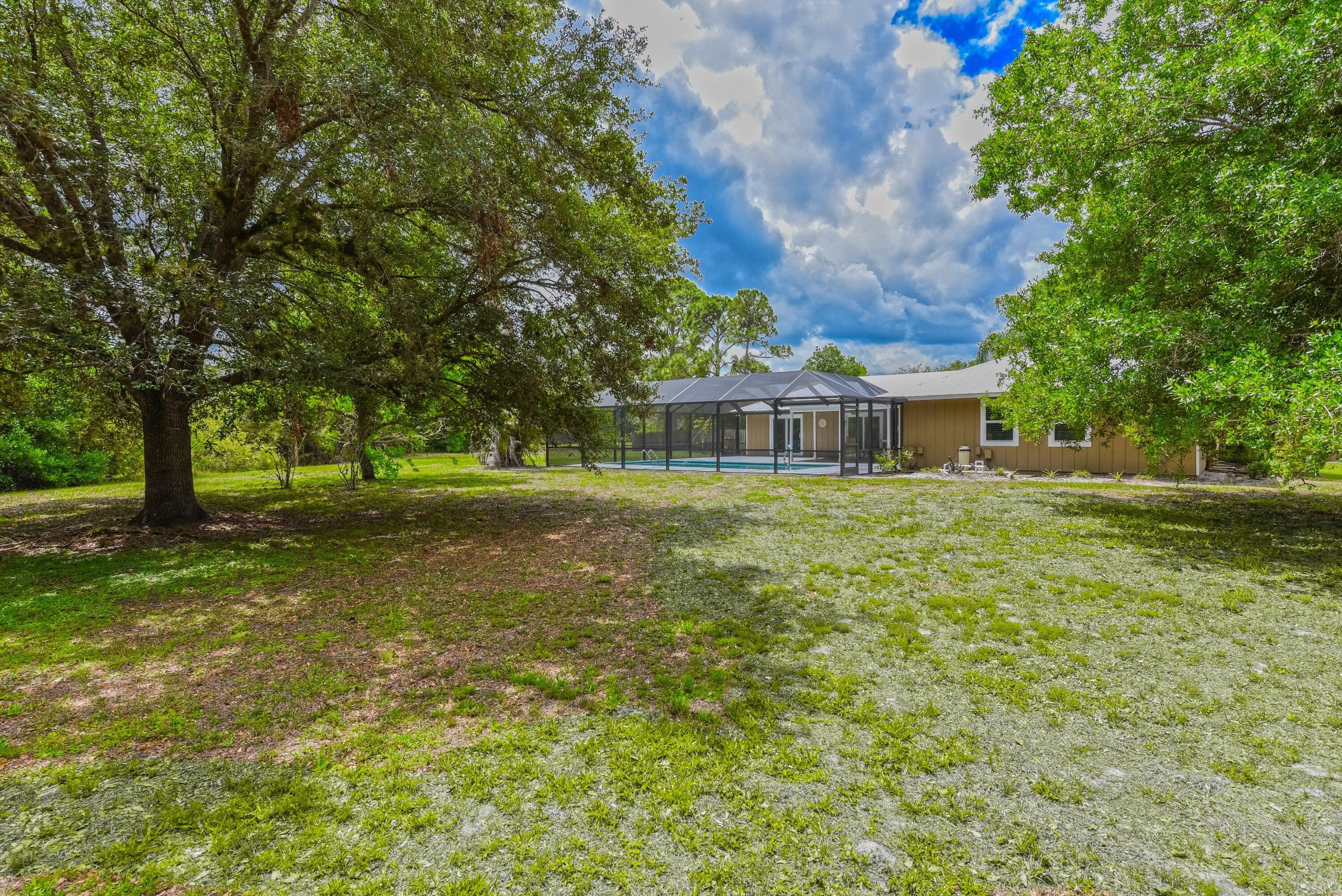 2094 Southwest Pitts Terrace Stuart, FL 34997 - Photo 33 of 43 2094 SW Pitts Terr-012-012-3000x2003