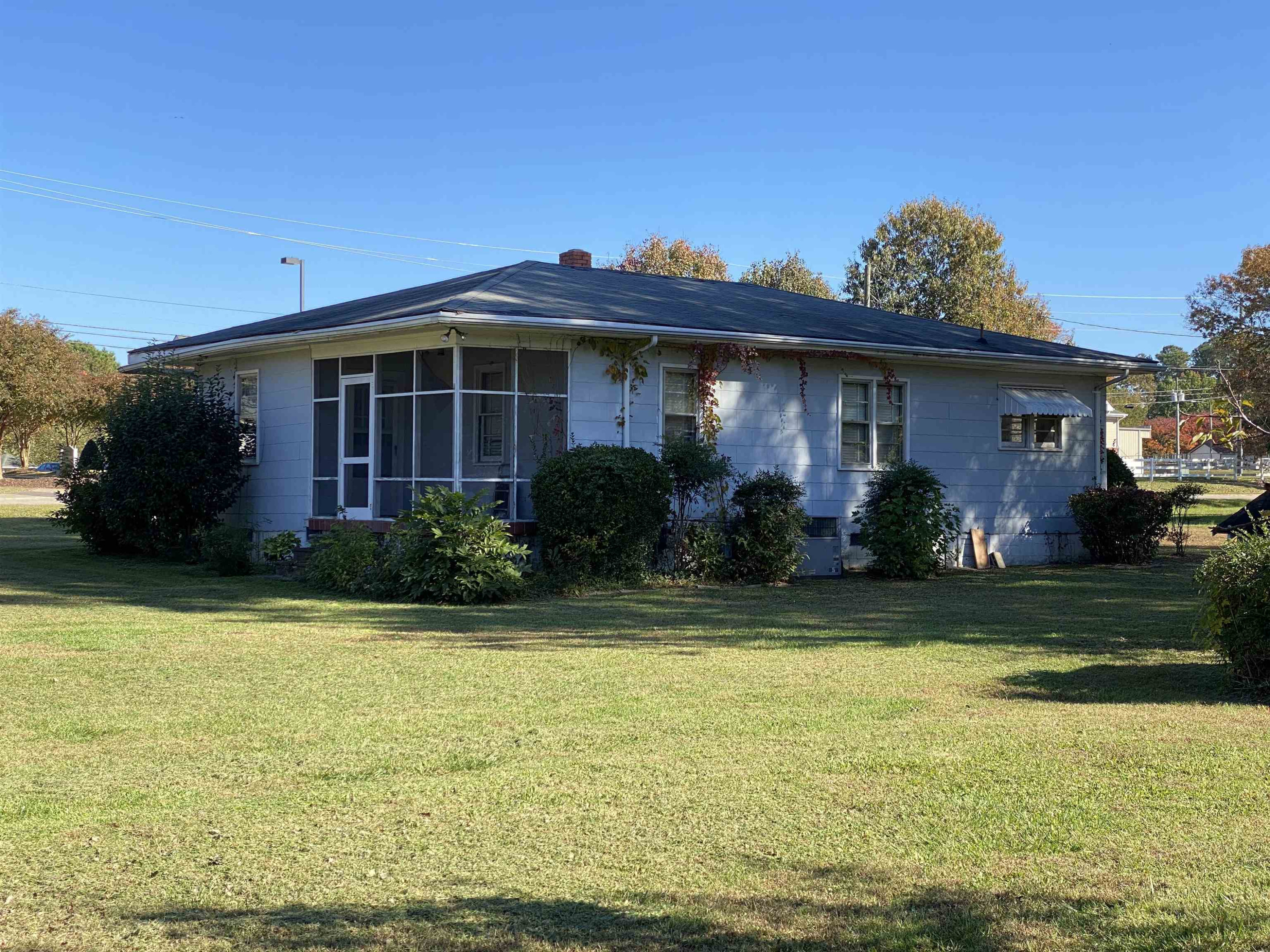 4015 St James Church Road Raleigh, NC 27604 - Photo 3 of 13 Photo 3