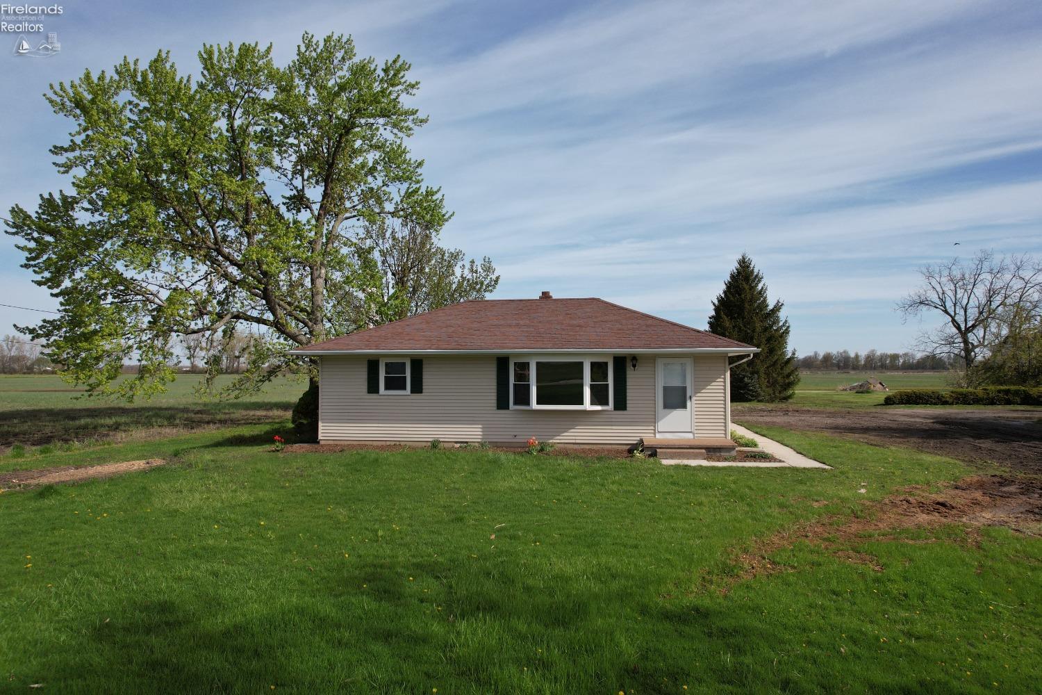 6079 West Harbor Road Lacarne, OH 43439 - Photo 1 of 28 Gallery Image 1