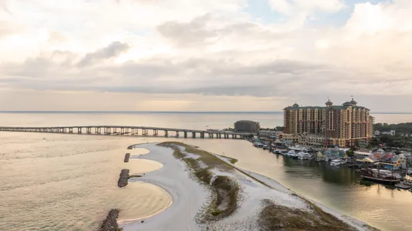 $610,000 | 10 Harbor Boulevard, Unit W324, Destin, FL 32541