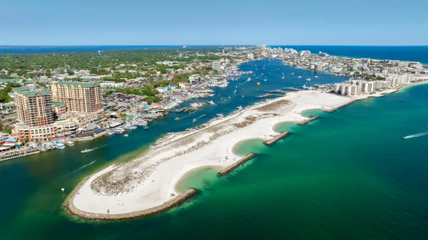 $610,000 | 10 Harbor Boulevard, Unit W324, Destin, FL 32541