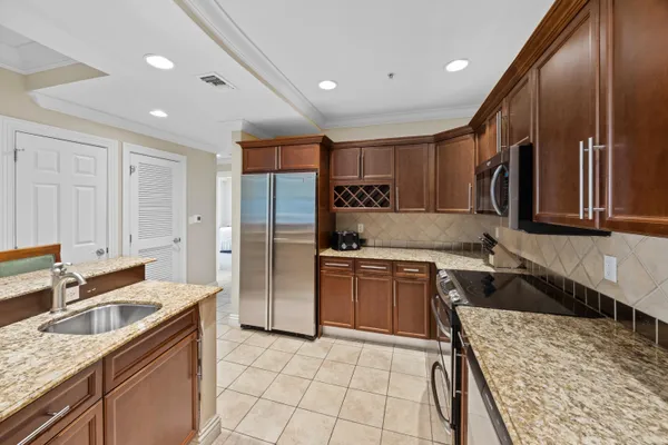 $610,000 | 10 Harbor Boulevard, Unit W324, Destin, FL 32541