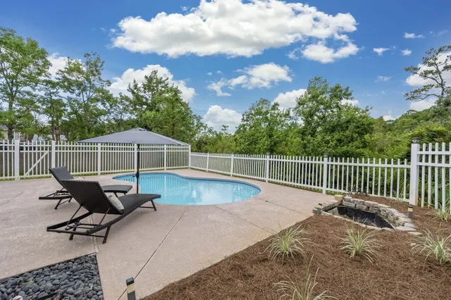 $489,000 | 843 Linda Drive, Mary Esther, FL 32569