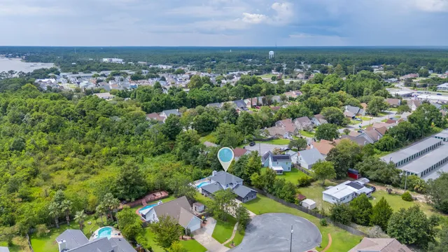 $489,000 | 843 Linda Drive, Mary Esther, FL 32569