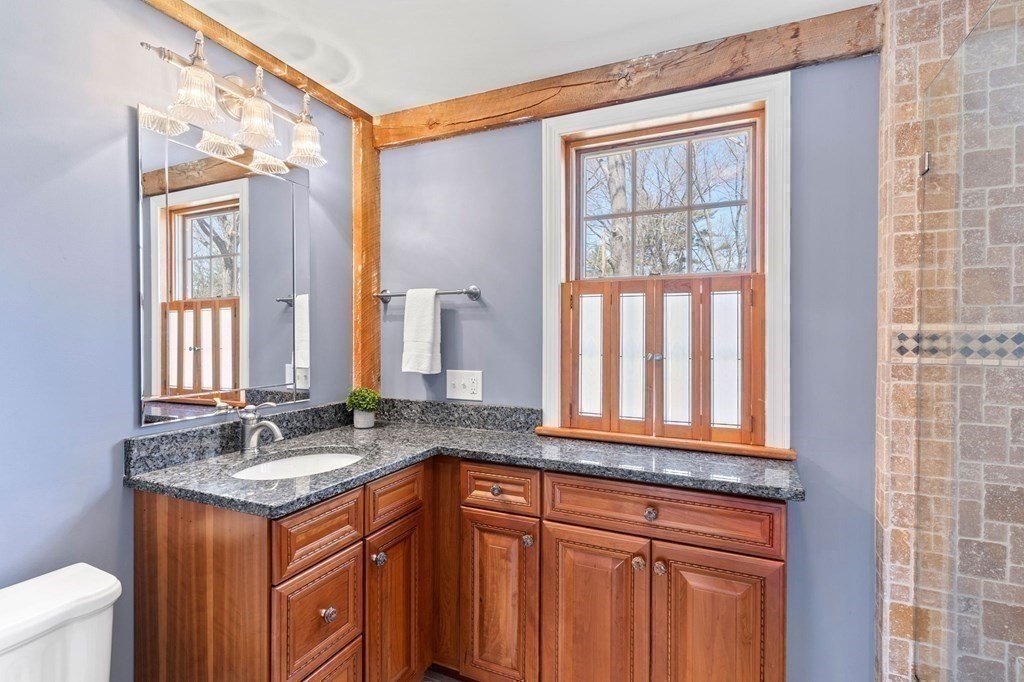 13 Skunk Road Merrimac, MA 01860 - Photo 18 of 41