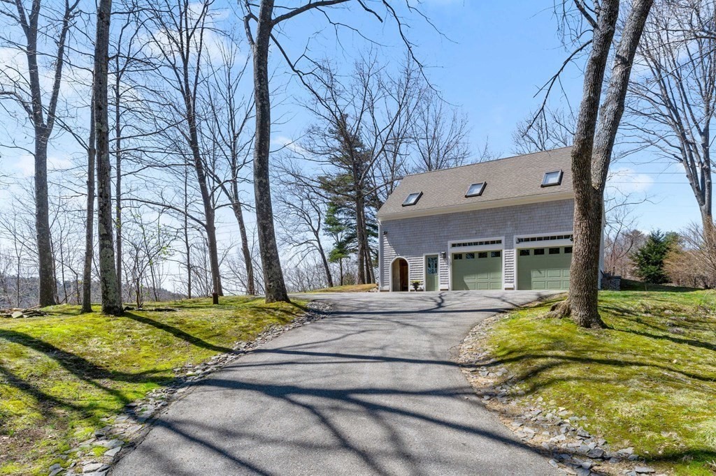 13 Skunk Road Merrimac, MA 01860 - Photo 37 of 41