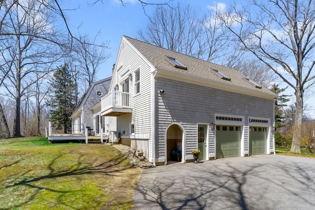 13 Skunk Road Merrimac, MA 01860 - Photo 39 of 41