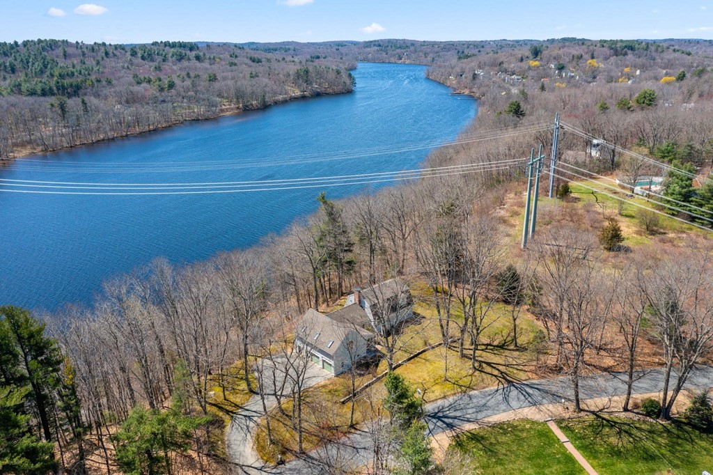 13 Skunk Road Merrimac, MA 01860 - Photo 40 of 41