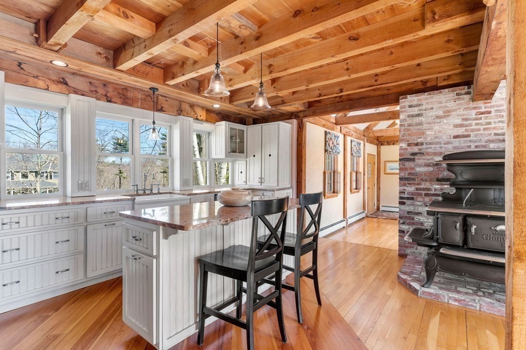 13 Skunk Road Merrimac, MA 01860 - Photo 7 of 41