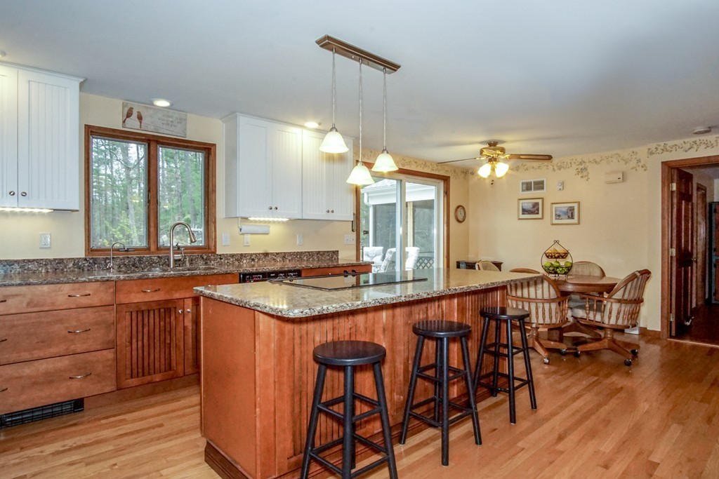 66 Alley Road Rochester, MA 02770 - Photo 3 of 30