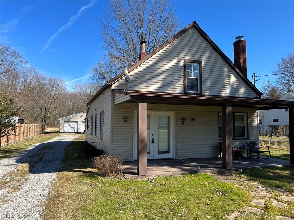 219 Ellsworth Bailey Road Warren, OH 44481 - Photo 4 of 18
