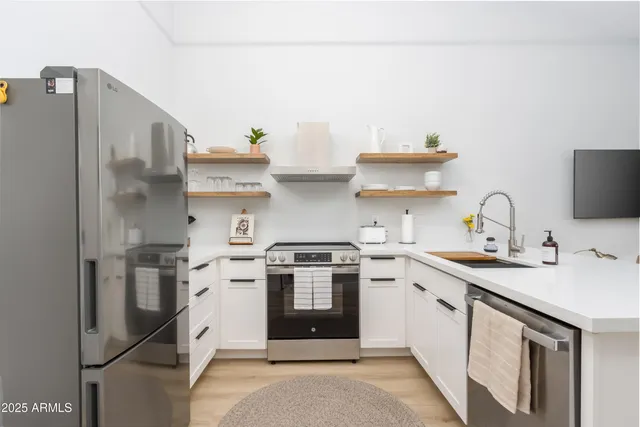 $2,000 | 5704 East Aire Libre Avenue, Unit 2051, Scottsdale, AZ 85254