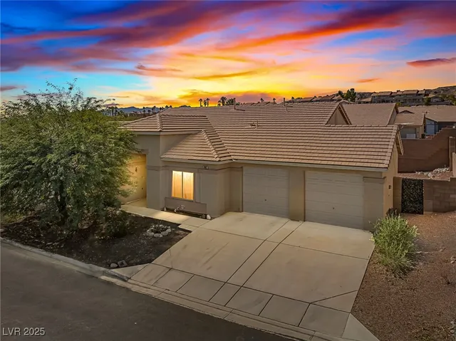 $335,000 | 2867 Cattail Cove Street, Laughlin, NV 89029