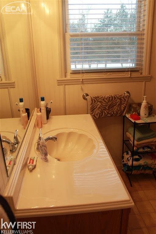 13555 Tuscola Road Clio, MI 48420 - Photo 15 of 22 21401034-14.JPG