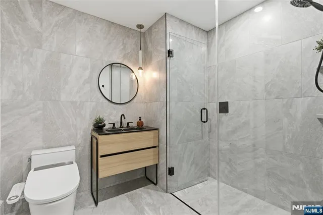 $1,988,000 | 8701 Churchill Road, Unit 1401, North Bergen, NJ 07047