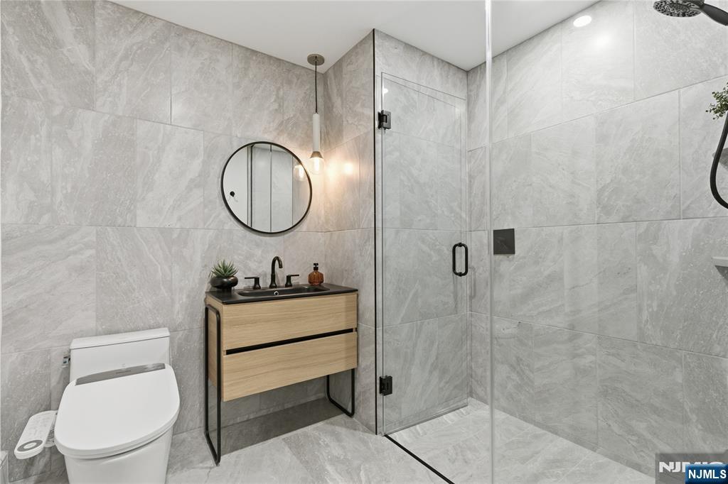 8701 Churchill Road, Unit 1401 North Bergen, NJ 07047 - Photo 18 of 50